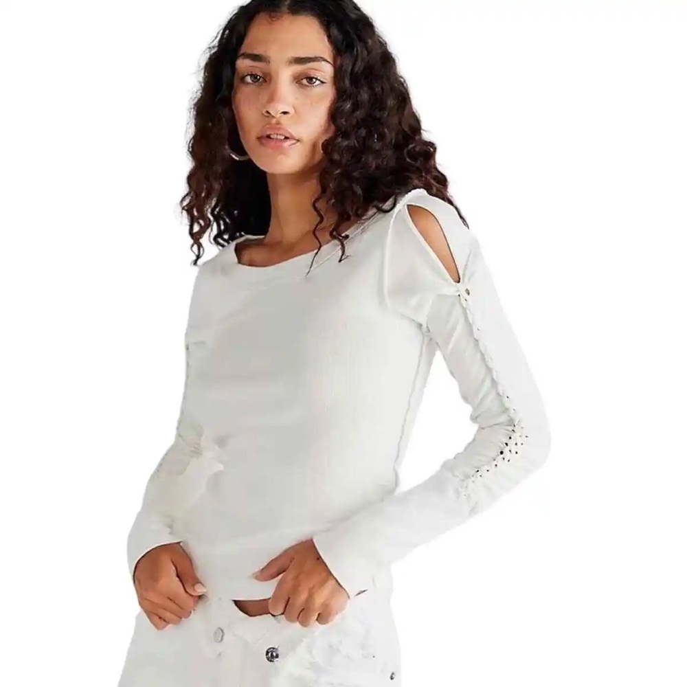 We The Free shoulder cut with braided long sleeve white  shirt top Sz-S J3